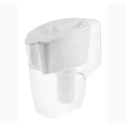 Λευκή κανάτα νερού